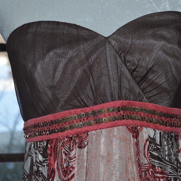 strapless dress - Picture 2 of 5